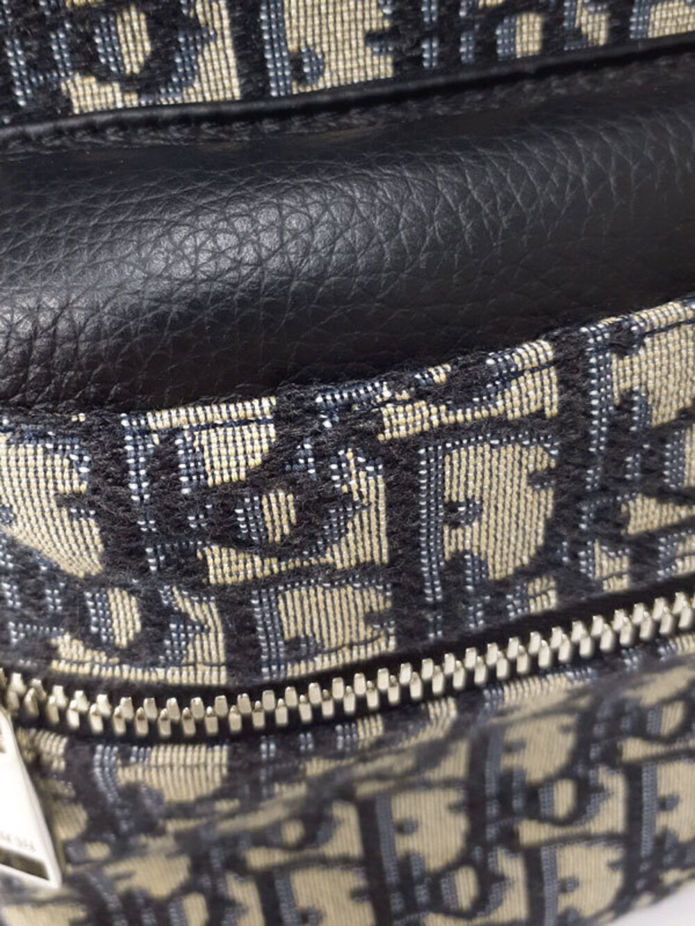 Christian Dior Oblique Rider Backpack - Picture 4 of 9